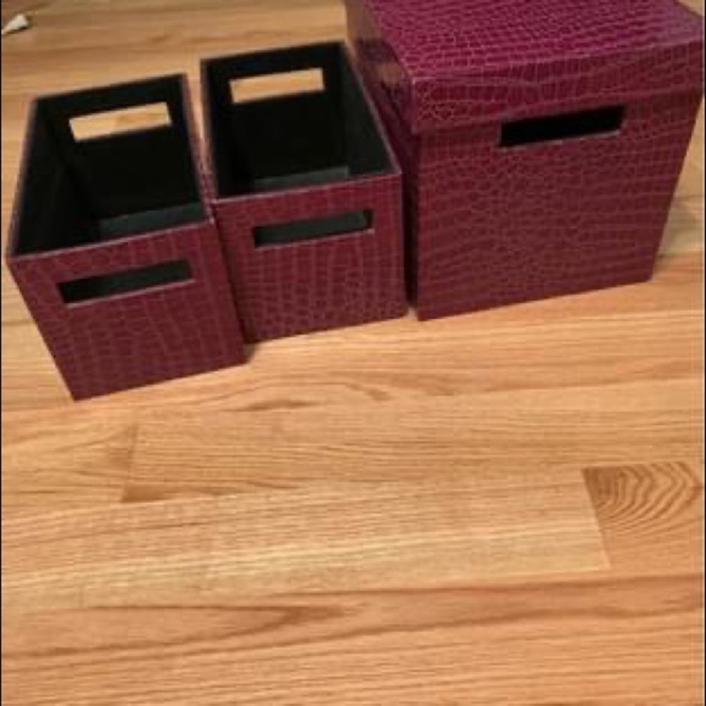 Storage boxes - Picture 2 of 3
